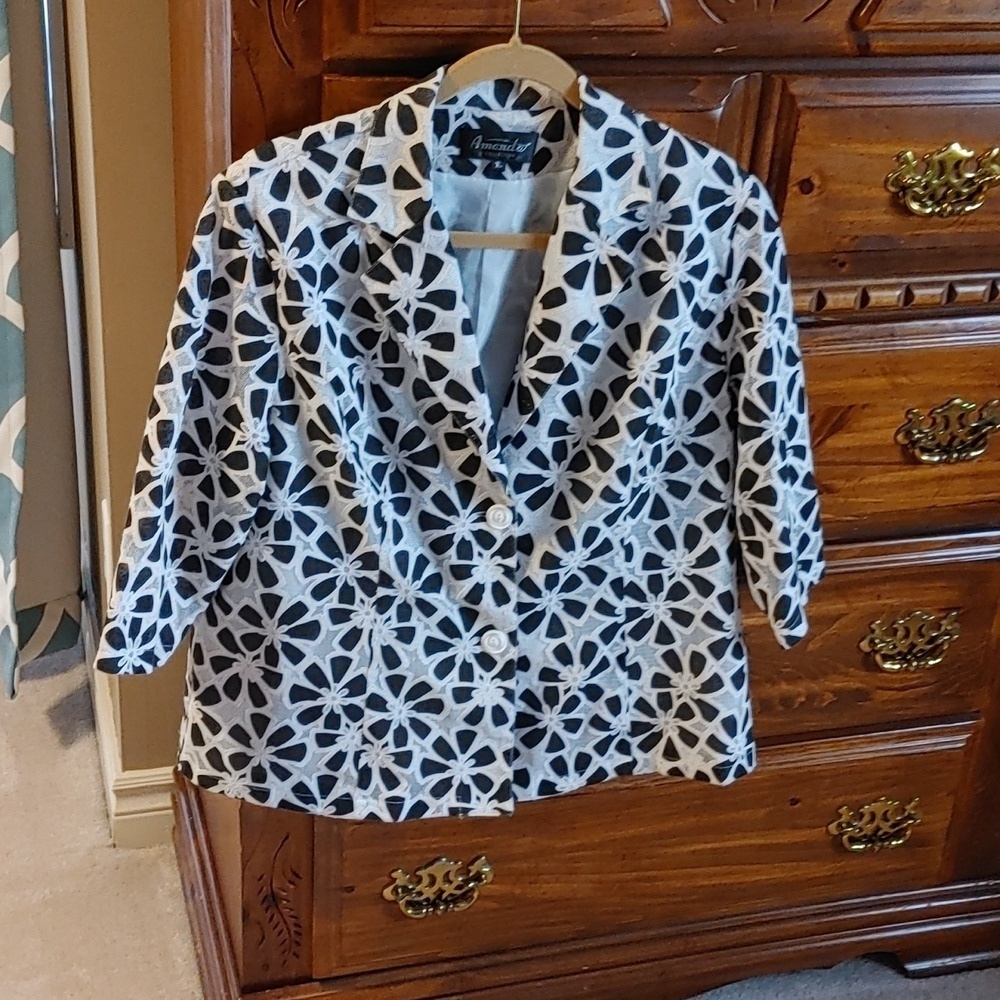 Vintage Black & White Floral Daisy XL Blazer